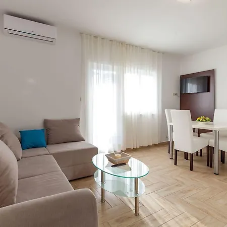 Appartamento Sanja Suta *