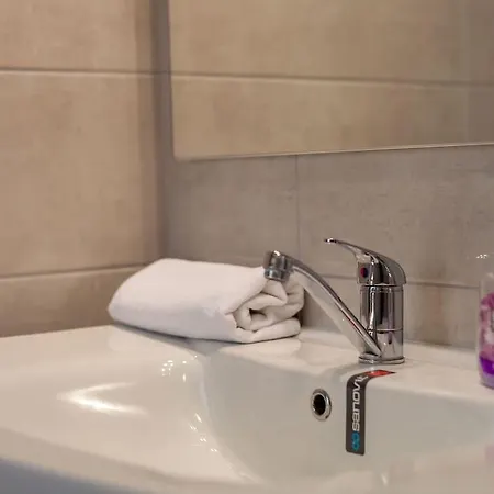 Appartamento Sanja Suta