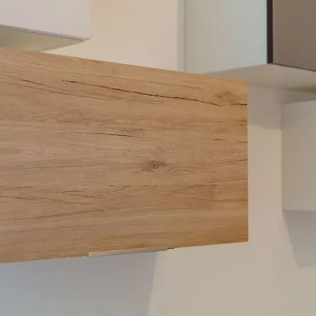 Sanja Suta * Podstrana