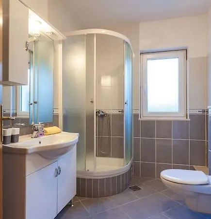 Appartamento Sanja Suta